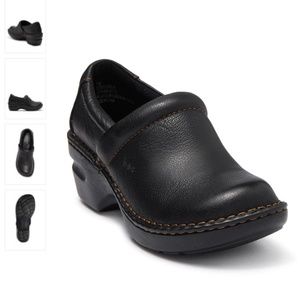 b.o.c by BORN Peggy Clog in Black Size 6